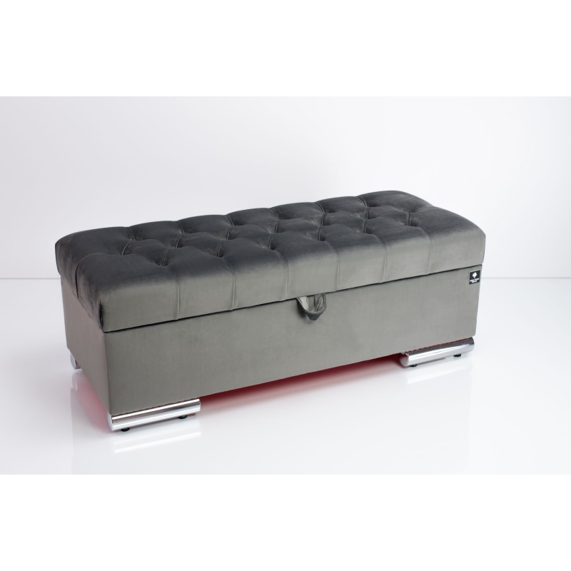 Tufted Storage Bench